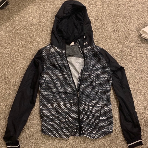 Under armour wind breaker - Picture 1 of 3